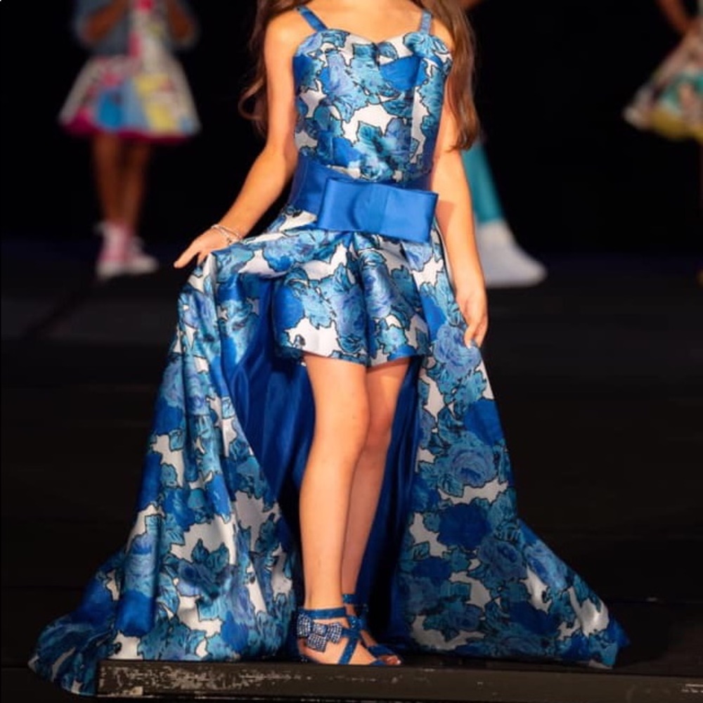 Girls size 8 Fun Fashion. Mac Duggal cut down.